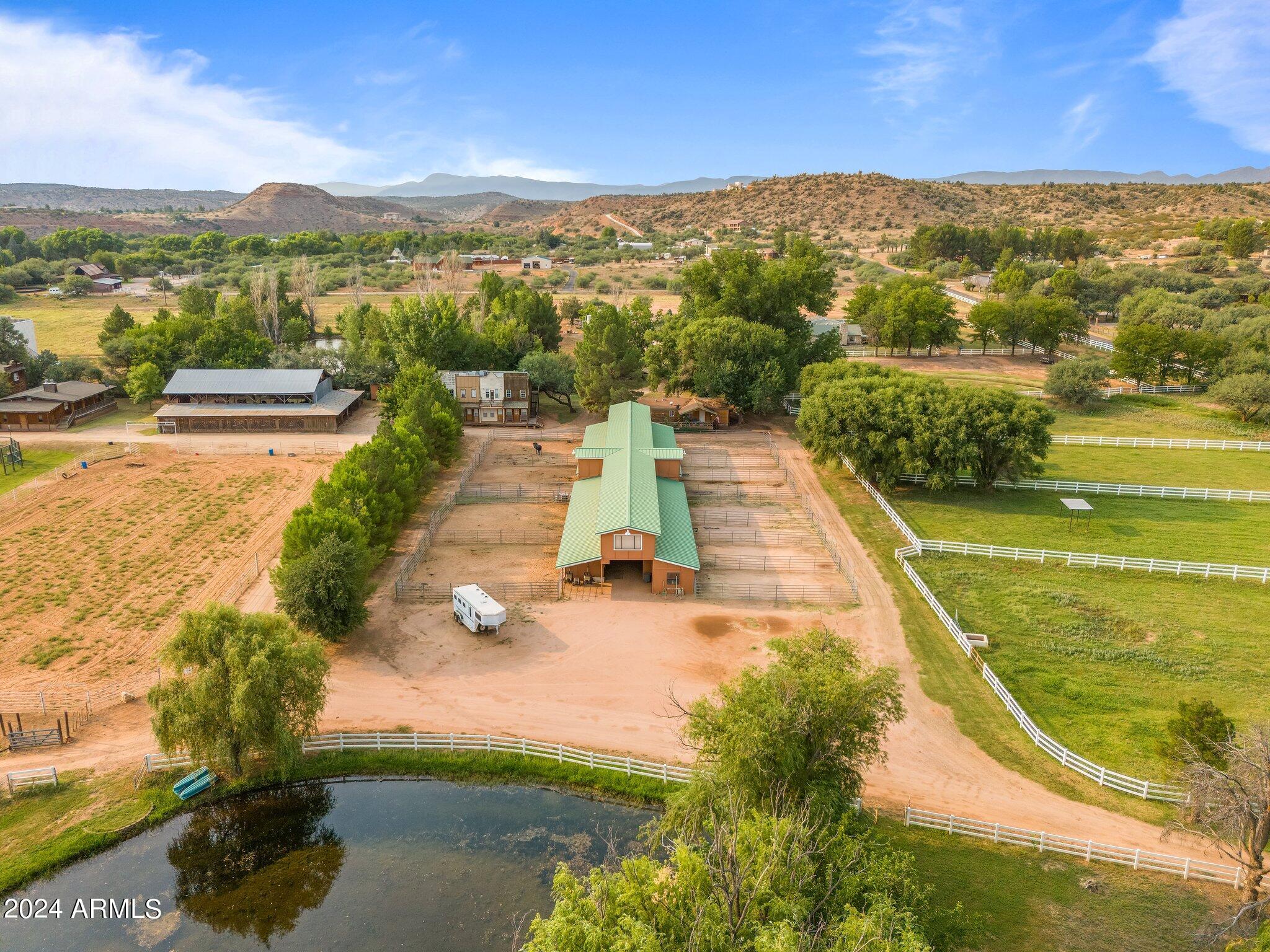 1385 South Loy Road Cornville, AZ 86325 - Photo 41 of 54 Stables