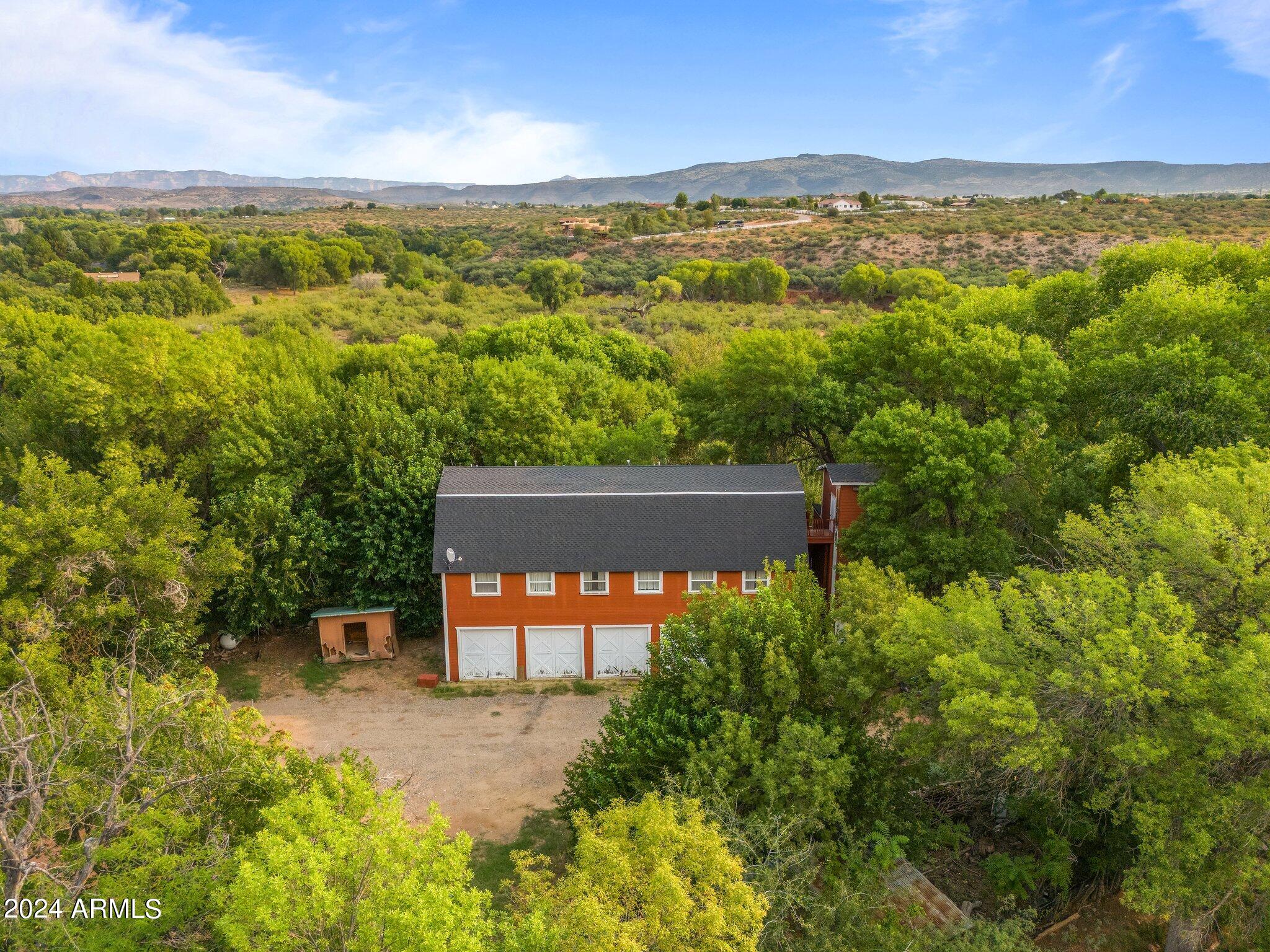 1385 South Loy Road Cornville, AZ 86325 - Photo 42 of 54 Barn