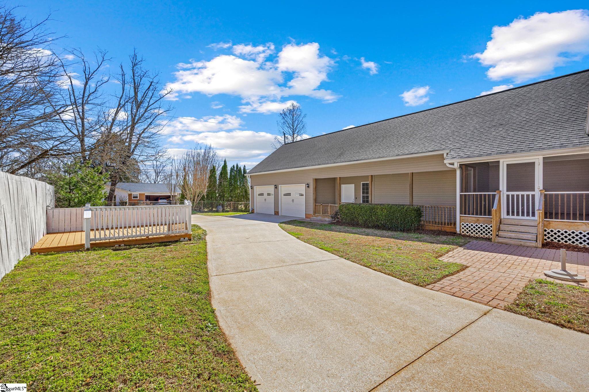 9 Randy Drive Taylors, SC 29687 - Photo 43 of 49 Gallery Image 43