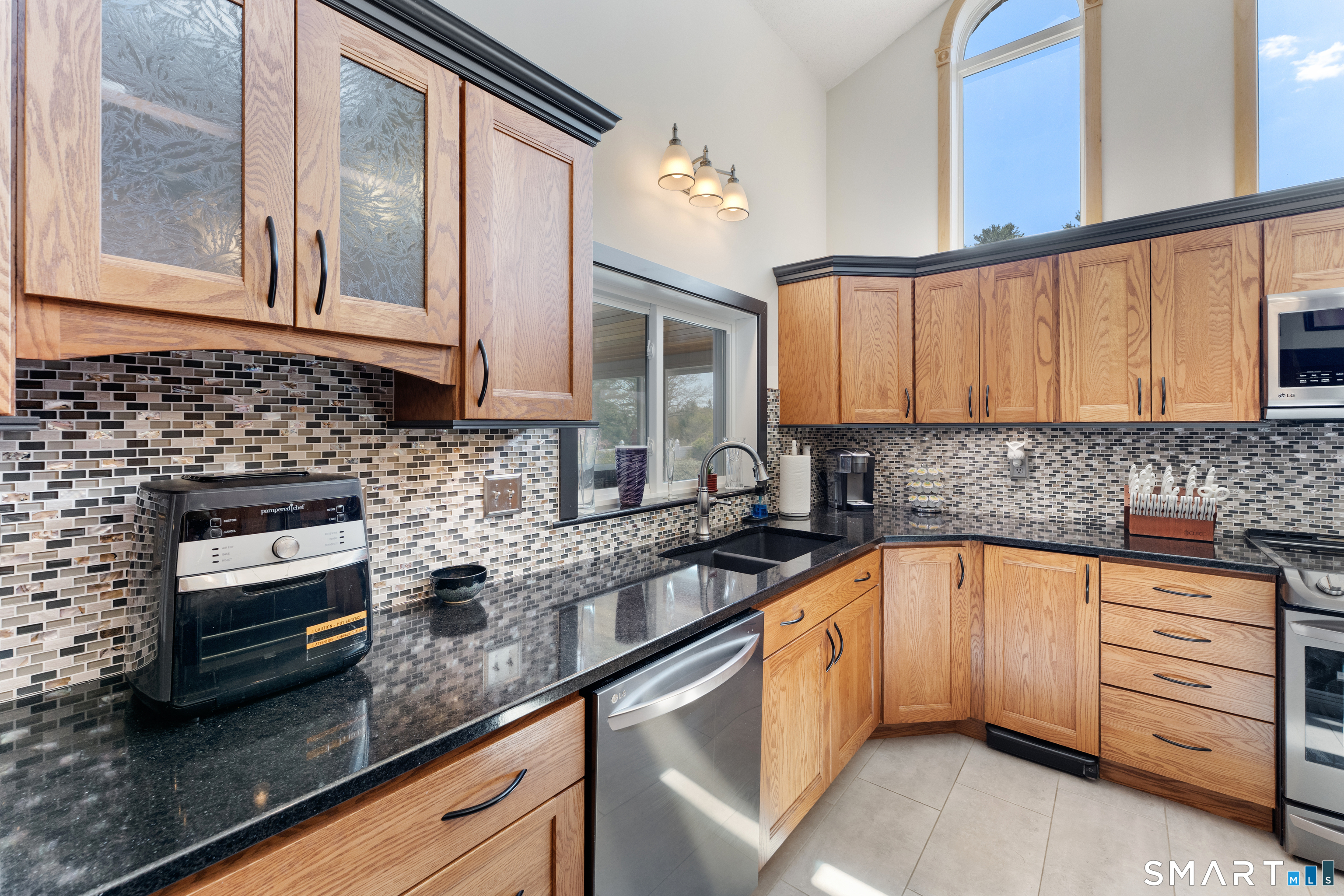 524 Wauregan Road Brooklyn, CT 06234 - Photo 13 of 33