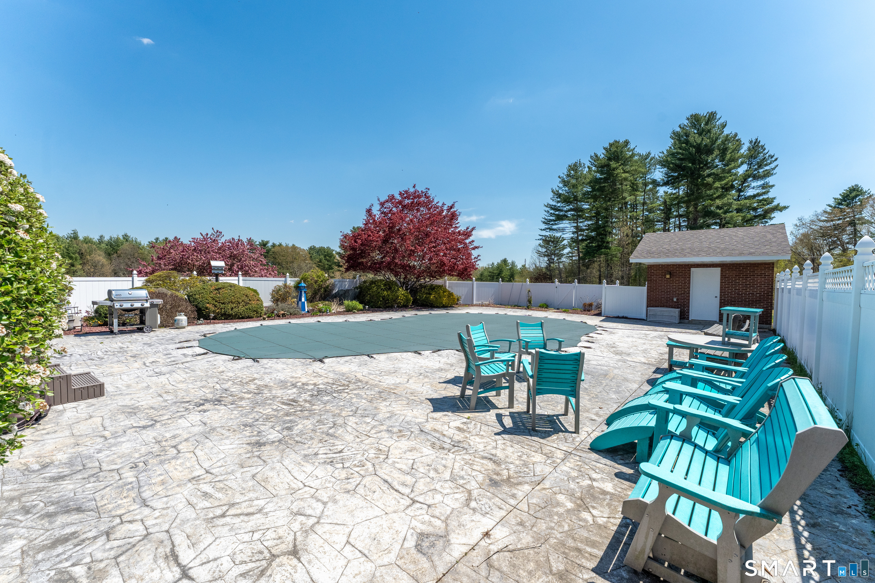 524 Wauregan Road Brooklyn, CT 06234 - Photo 4 of 33
