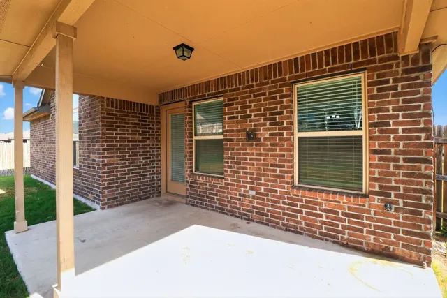 $394,000 | 917 Canvasback Creek Drive, Leander, TX 78641