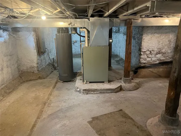 $189,900 | 6067 East Avenue, Newfane, NY 14108