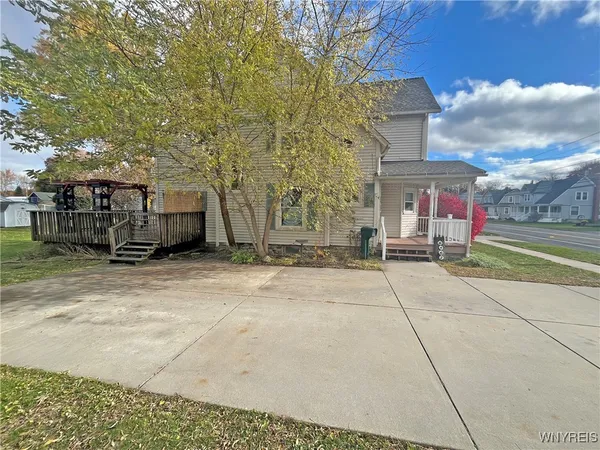 $189,900 | 6067 East Avenue, Newfane, NY 14108