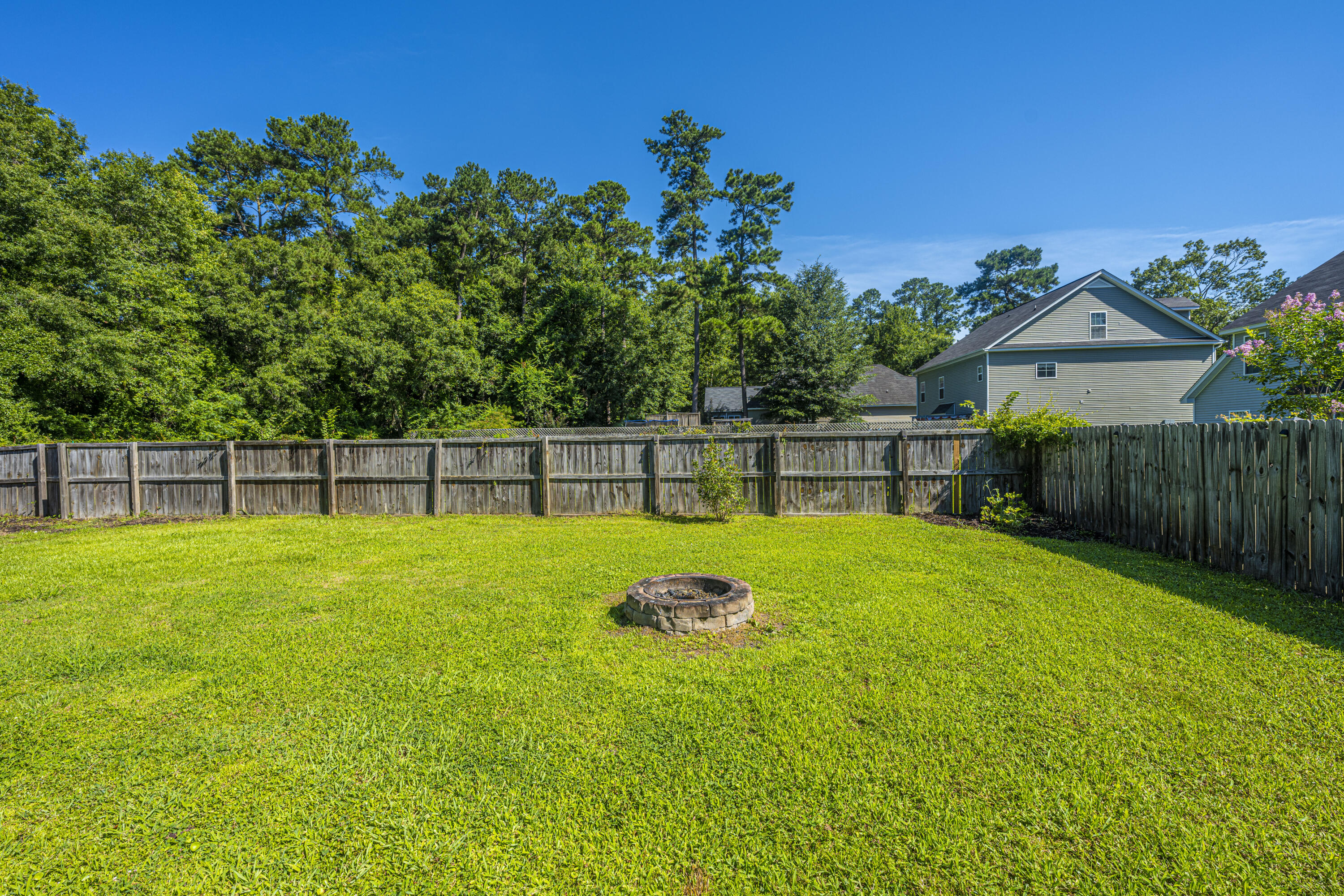 321 Miles Jamison Road Summerville, SC 29485 - Photo 8 of 40 DSC_0852