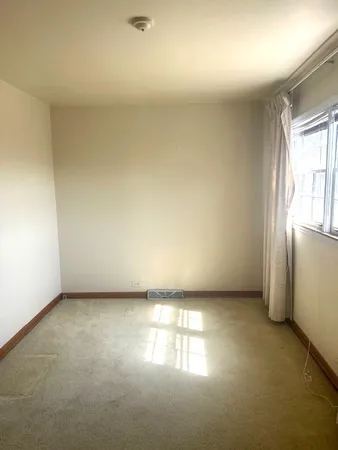 $275,000 | 108 East Burlington Street, Unit B, Riverside, IL 60546