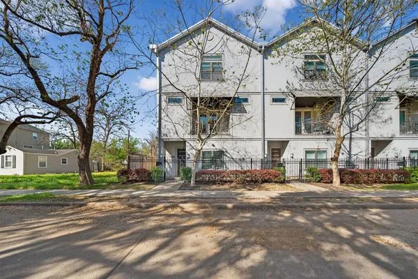 $340,000 | 3347 Kilgore Street, Houston, TX 77021