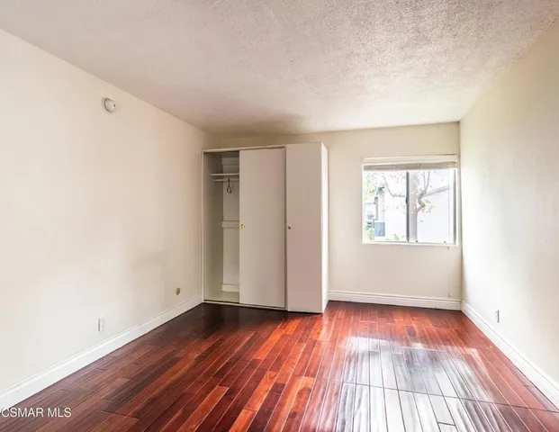 $349,900 | 18645 Hatteras Street, Unit 237, Tarzana, CA 91356