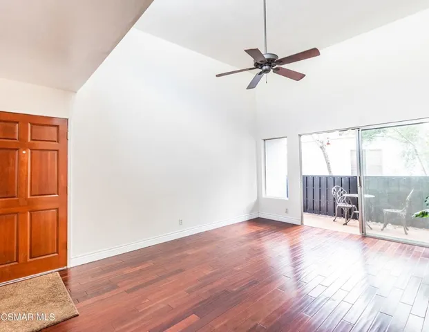 $349,900 | 18645 Hatteras Street, Unit 237, Tarzana, CA 91356