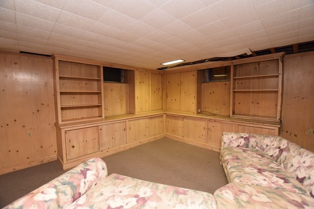 230 Oakley Road Woonsocket, RI 02895 - Photo 19 of 20 a view of a room with cabinet