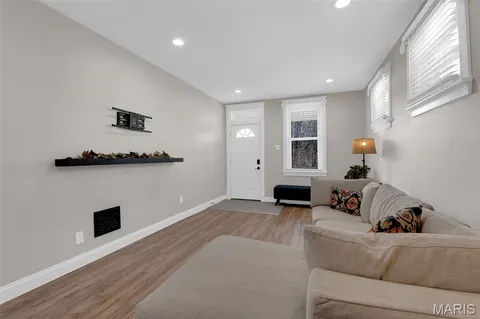 $265,000 | 5717 Lansdowne Avenue, St. Louis, MO 63109