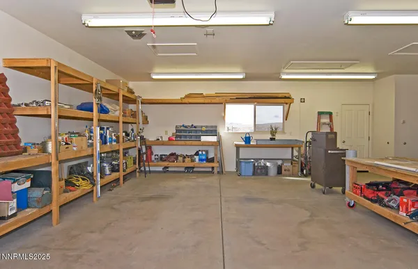 $1,100,000 | 10 Dee Court, Smith Valley, NV 89430