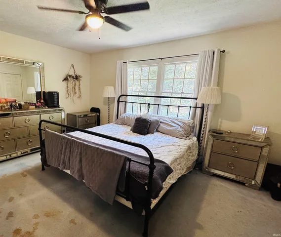 $335,000 | 2960 Sycamore Lane, Bremen, IN 46506