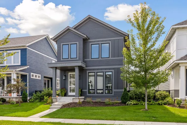 $500,000 | 4932 161st Street West, Lakeville, MN 55044