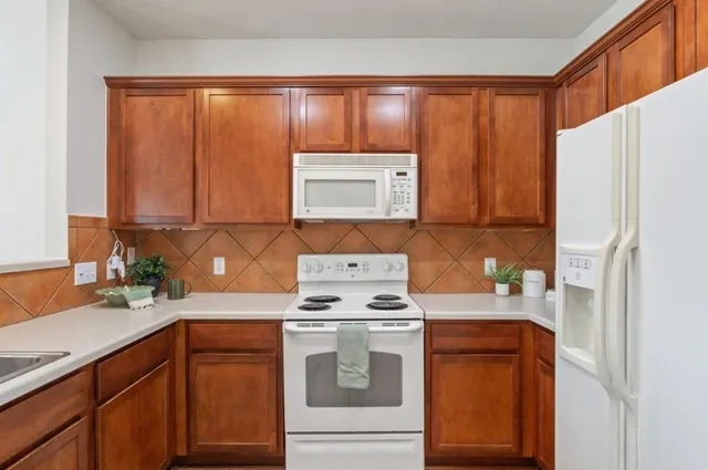 $1,725 | 97 Verde Ranch Loop, Leander, TX 78641