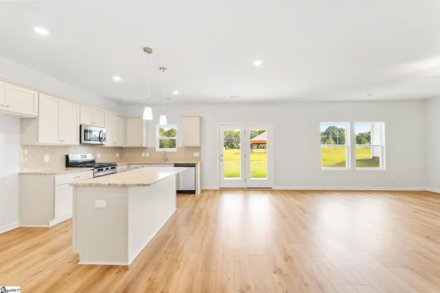 $289,000 | 2112 Mayberry Drive, Spartanburg, SC 29301