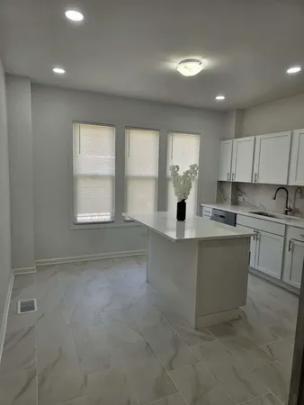 $275,000 | 523 South McAlister Avenue, Waukegan, IL 60085
