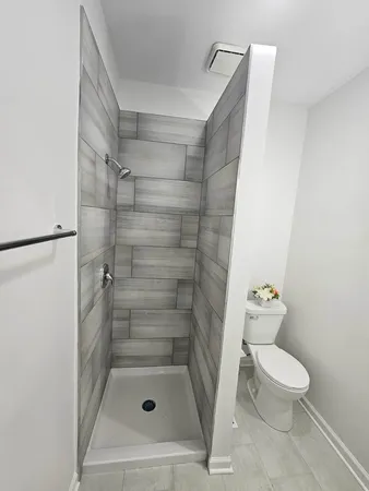 $275,000 | 523 South McAlister Avenue, Waukegan, IL 60085