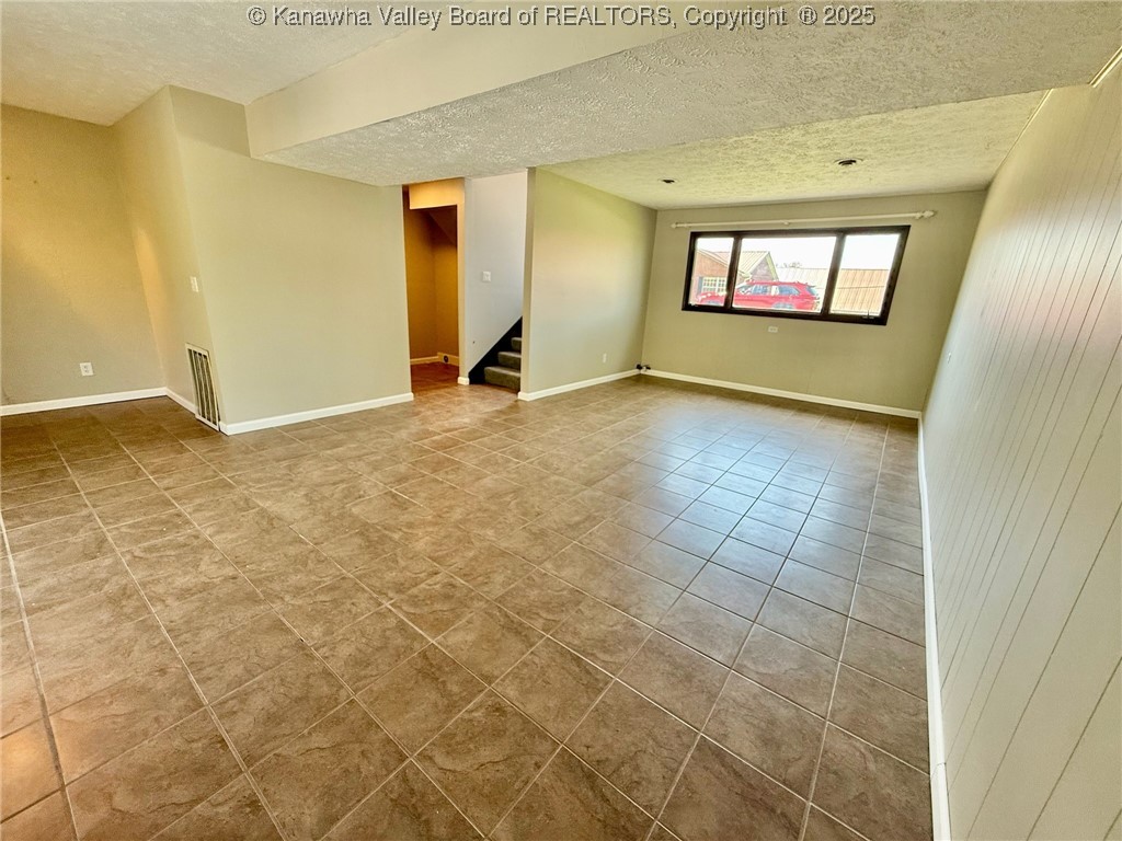 102 Lee Street Ripley, WV 25271 - Photo 3 of 27 Gallery Image 3