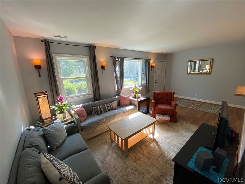 6101 Derwent Road Richmond, VA 23225 - Photo 4 of 27 Gallery Image 4
