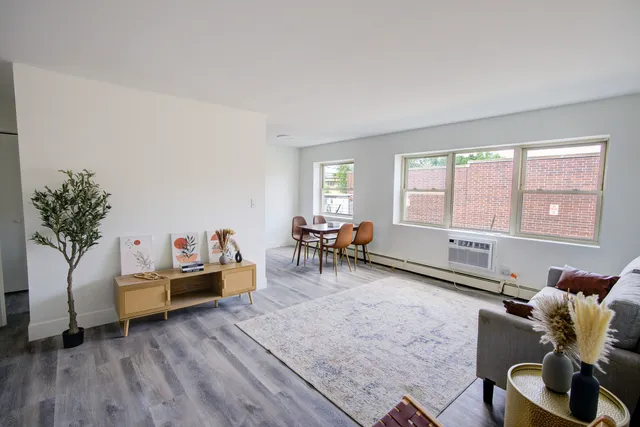 $1,495 | 7250 North Western Avenue, Unit 512, Chicago, IL 60645