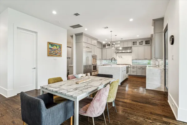 $1,490,000 | 1010 Waltway Drive, Houston, TX 77008