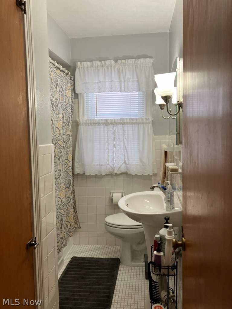 10014 McCracken Road Garfield Heights, OH 44125 - Photo 18 of 31