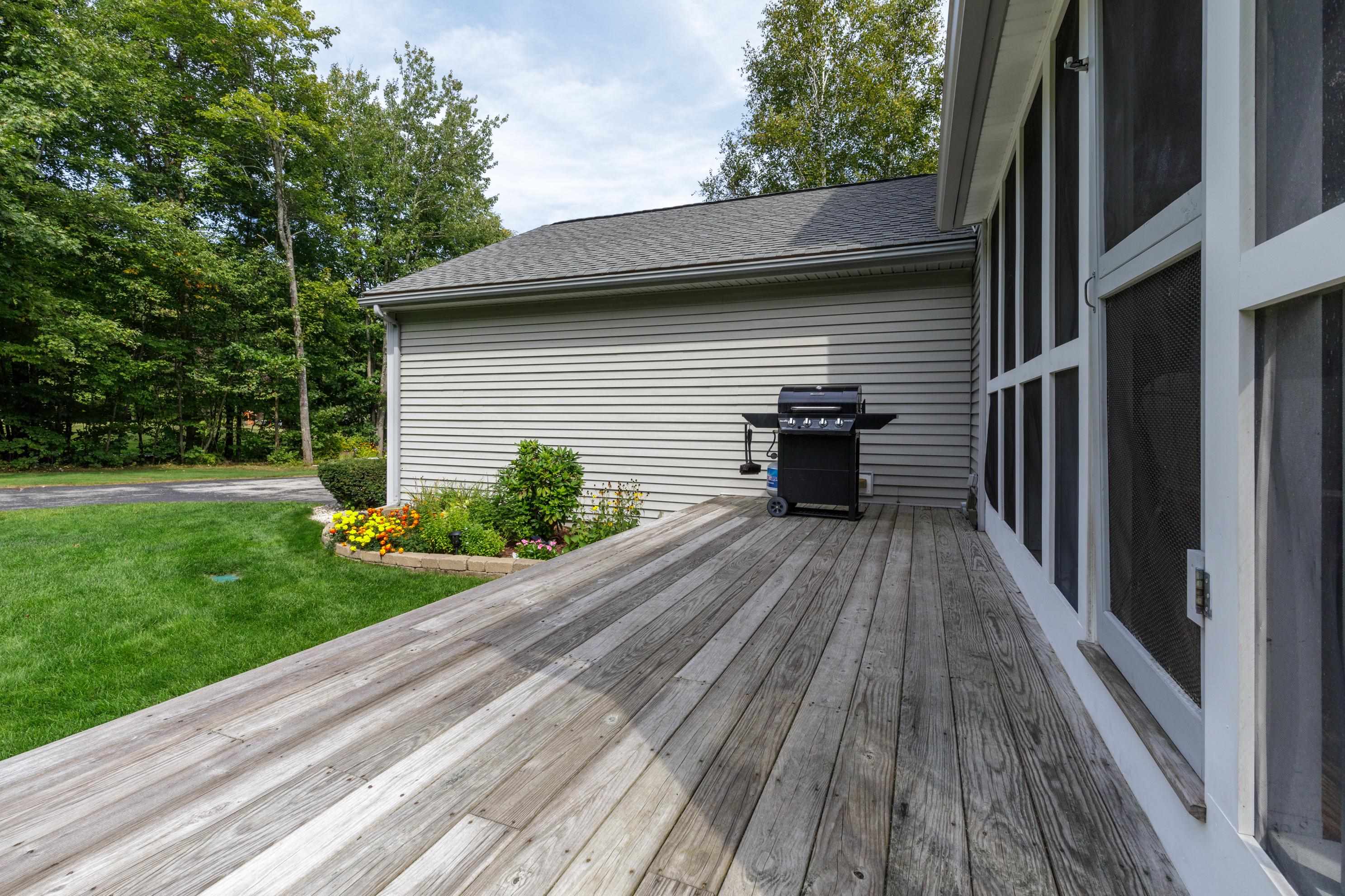 29 Edward Drive Concord, NH 03301 - Photo 18 of 26