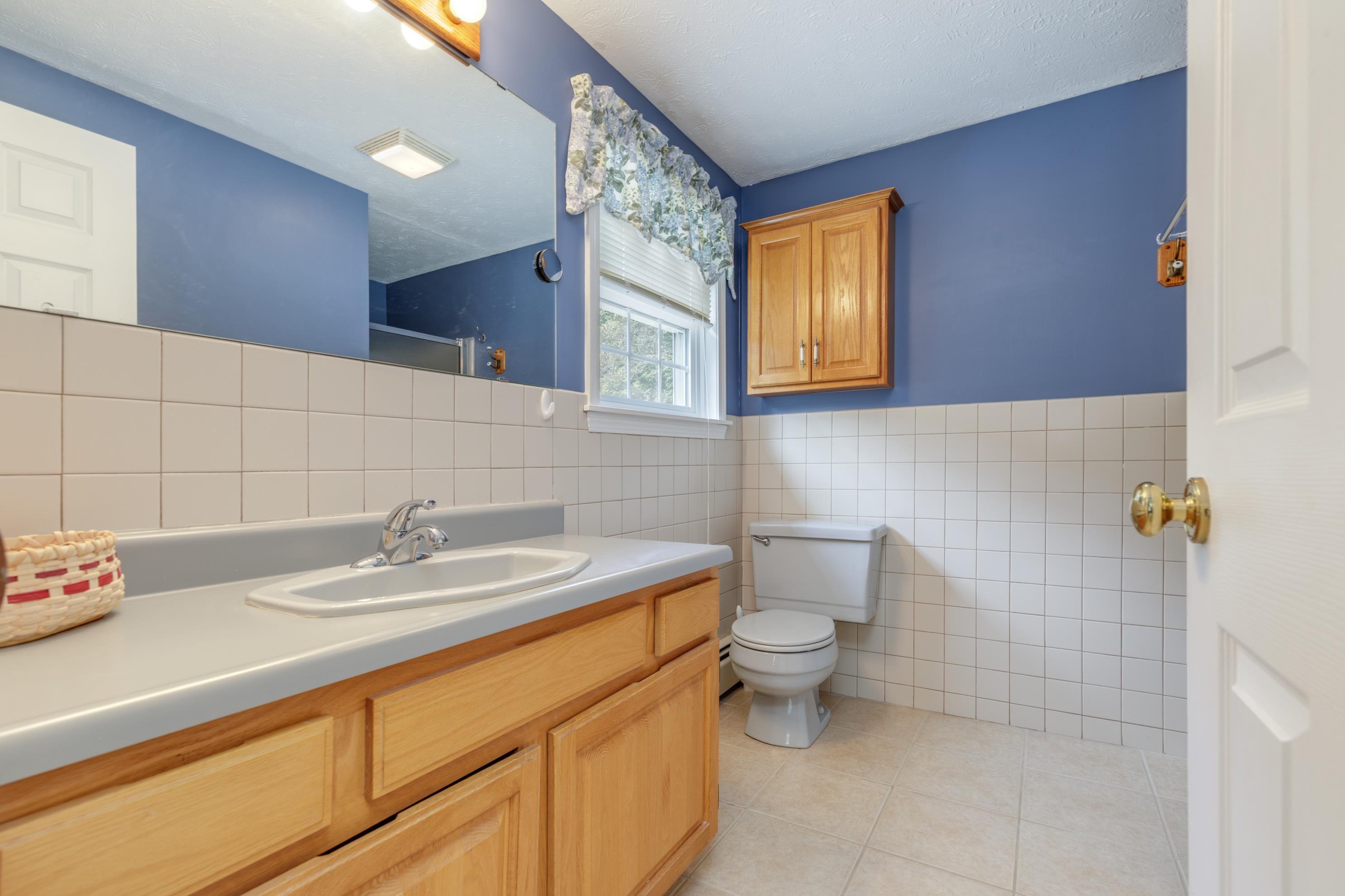 29 Edward Drive Concord, NH 03301 - Photo 7 of 26