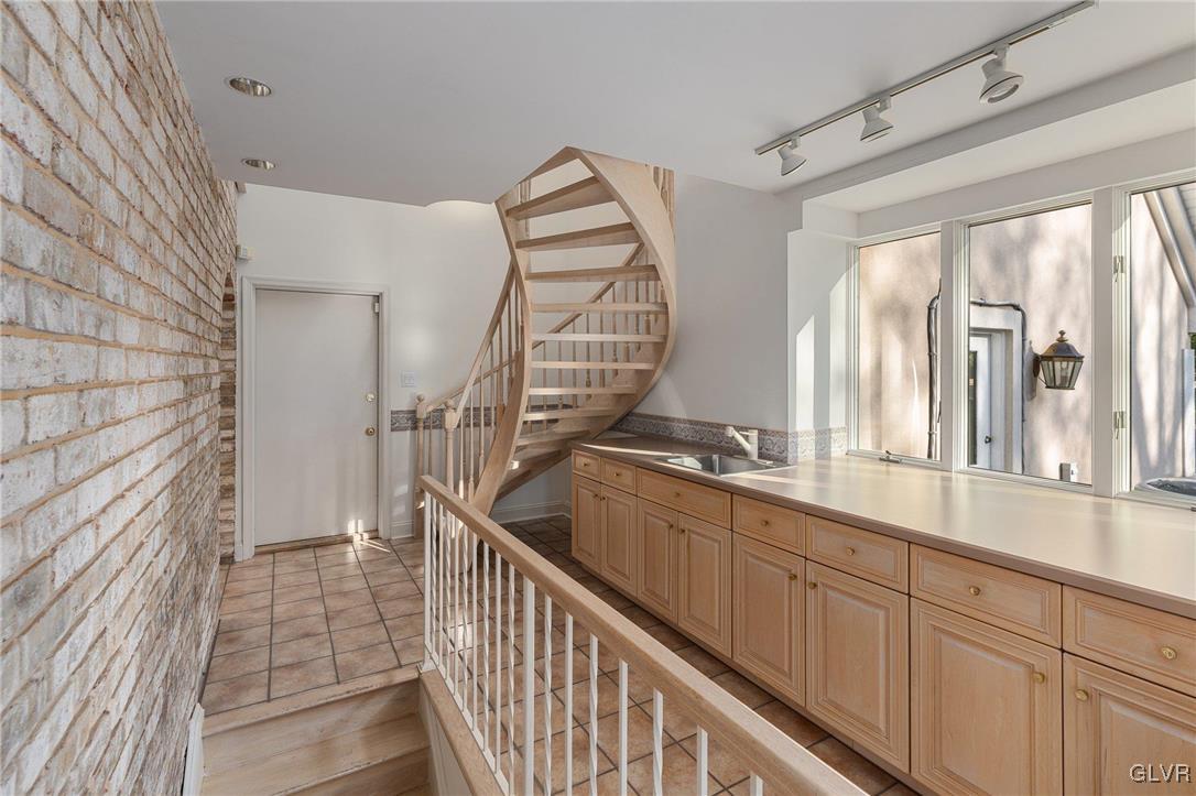 1751 Deer Run Road Bethlehem, PA 18015 - Photo 48 of 79 Gallery Image 48