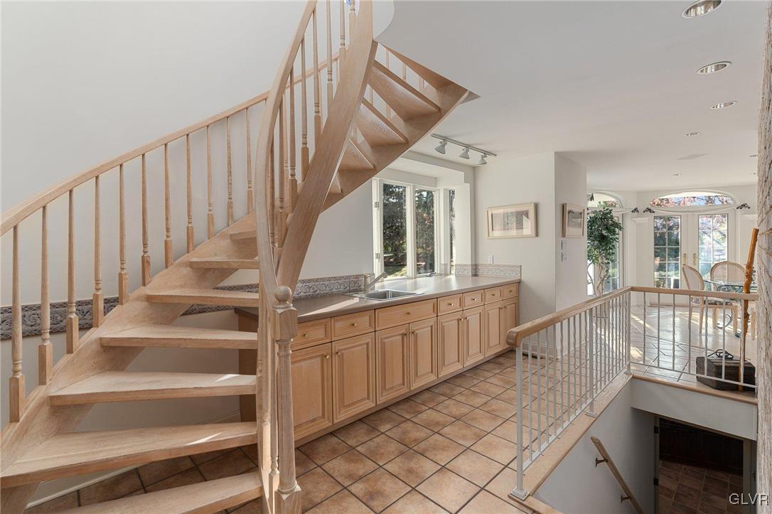 1751 Deer Run Road Bethlehem, PA 18015 - Photo 49 of 79 Gallery Image 49