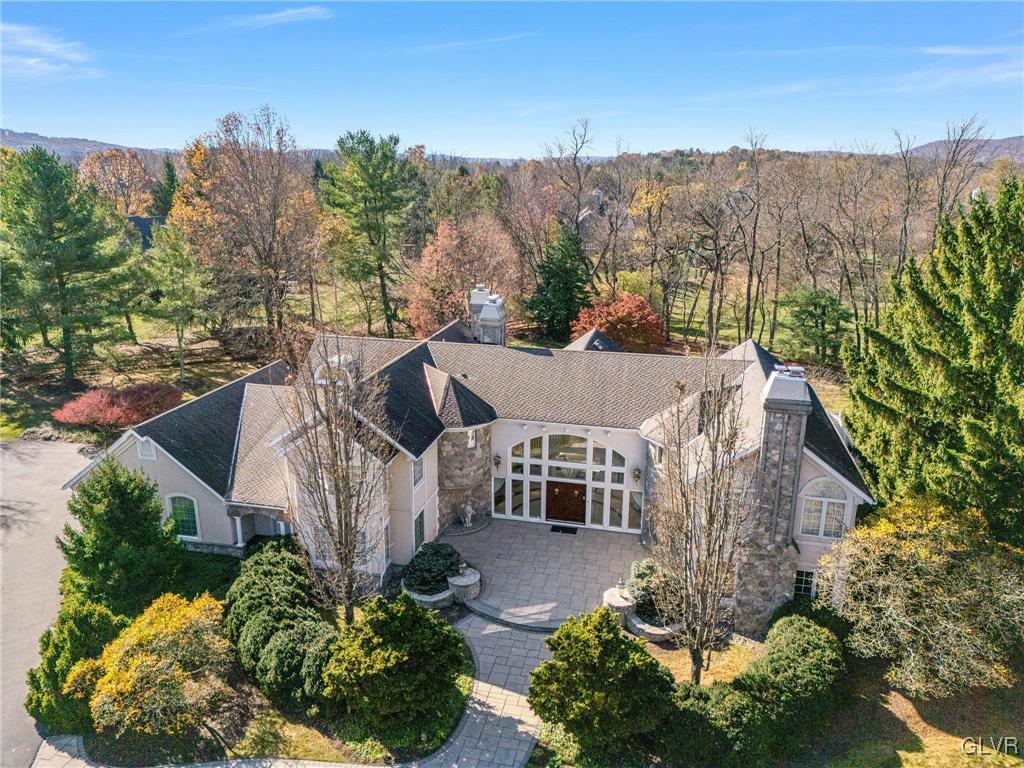 1751 Deer Run Road Bethlehem, PA 18015 - Photo 5 of 79 Gallery Image 5
