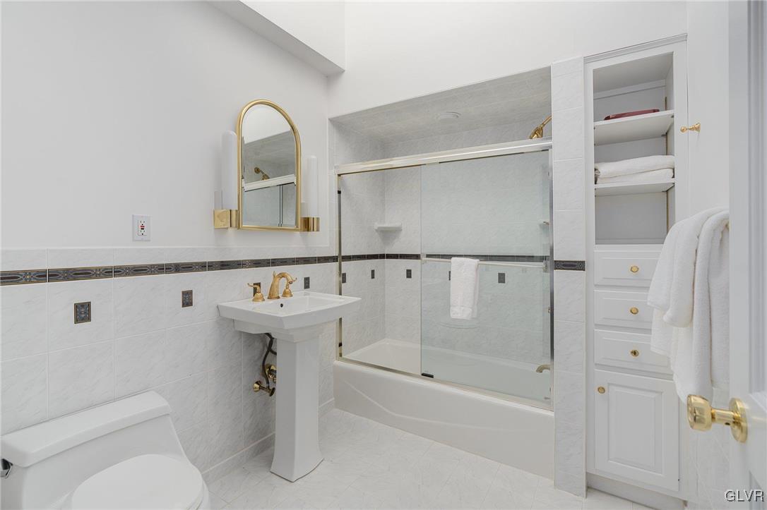 1751 Deer Run Road Bethlehem, PA 18015 - Photo 72 of 79 Gallery Image 72