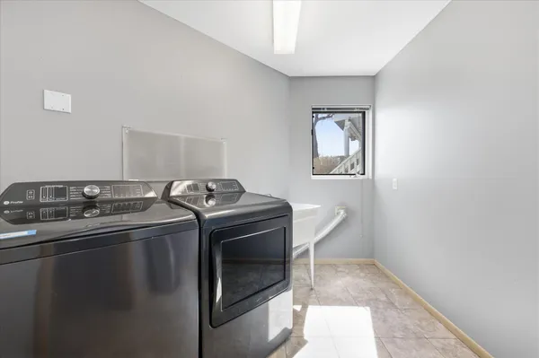 $1,499,999 | 15219 Fairbanks Trail Northeast, Prior Lake, MN 55372