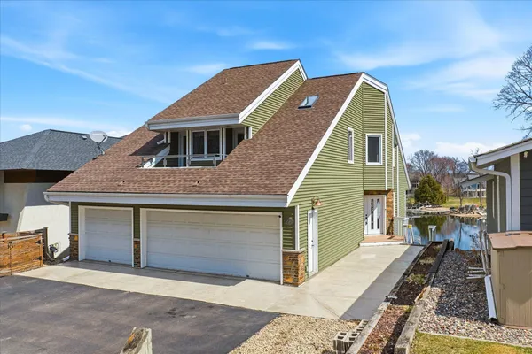 $1,499,999 | 15219 Fairbanks Trail Northeast, Prior Lake, MN 55372