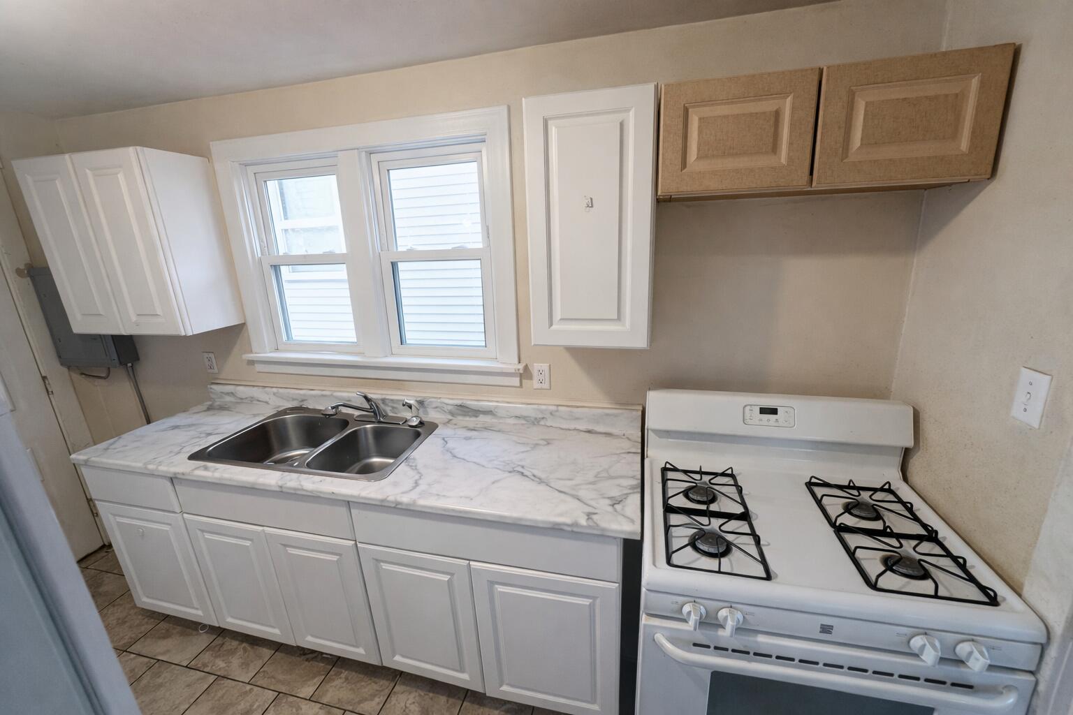 3583 Carolina Street Gary, IN 46409 - Photo 3 of 5 1536x1024