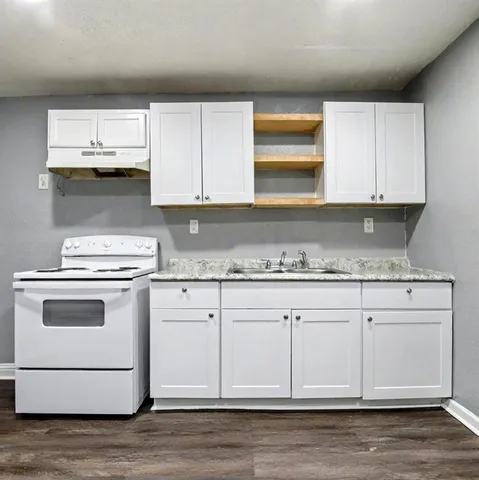 $1,195 | 1212 Riverview Drive, Unit A, Irving, TX 75060