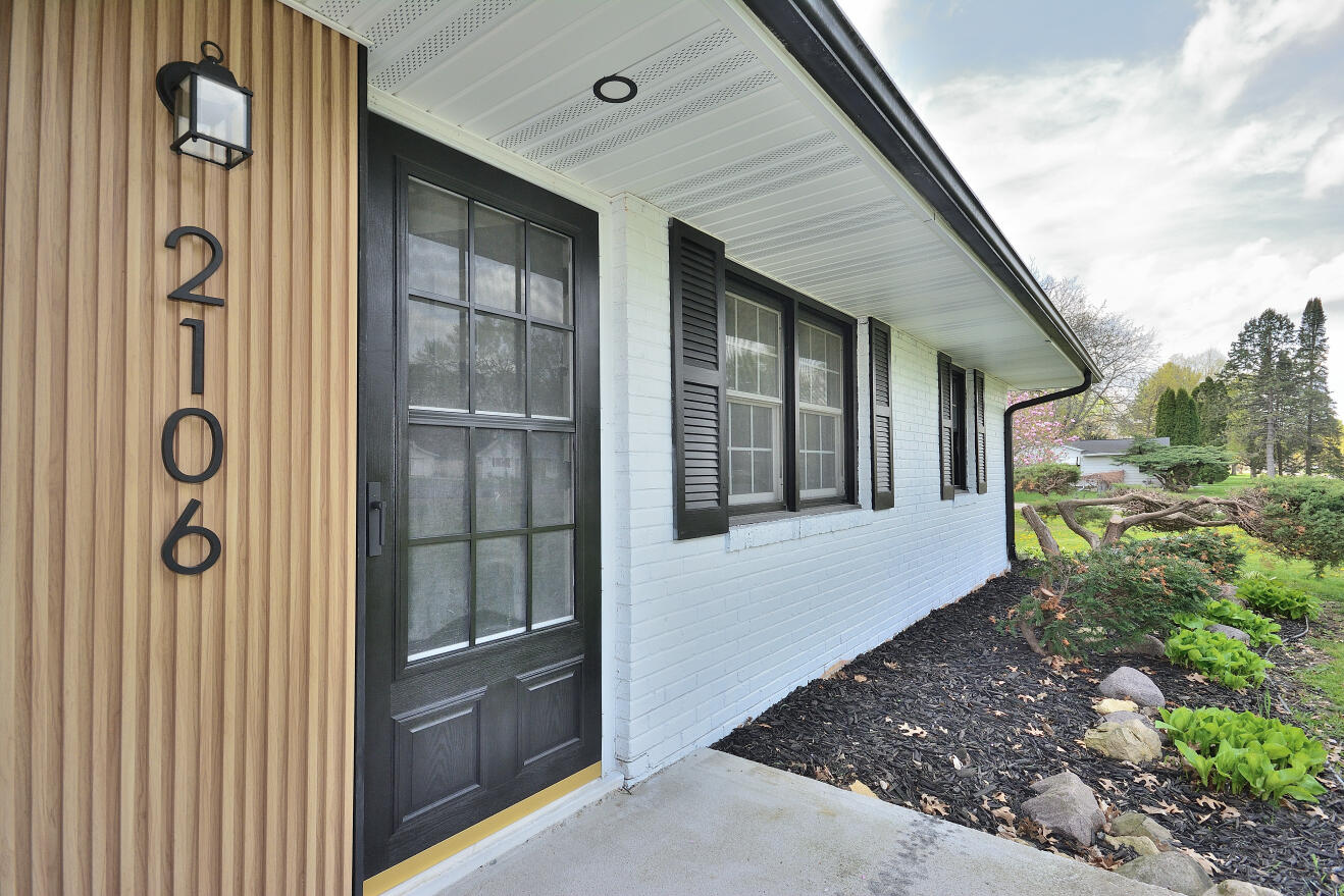 2106 Murphy Woods Road Beloit, WI 53511 - Photo 2 of 47 FRONT DOOR