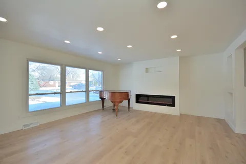 $349,900 | 2106 Murphy Woods Road, Beloit, WI 53511