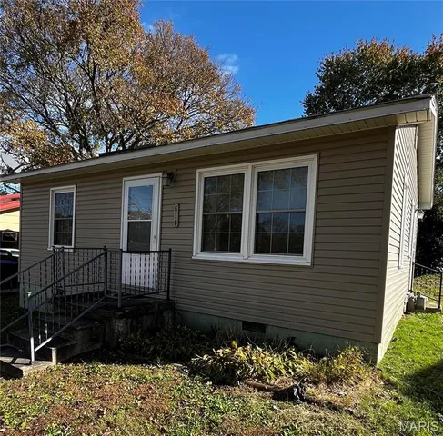 $79,900 | 610 North Spring Street, Bloomfield, MO 63825