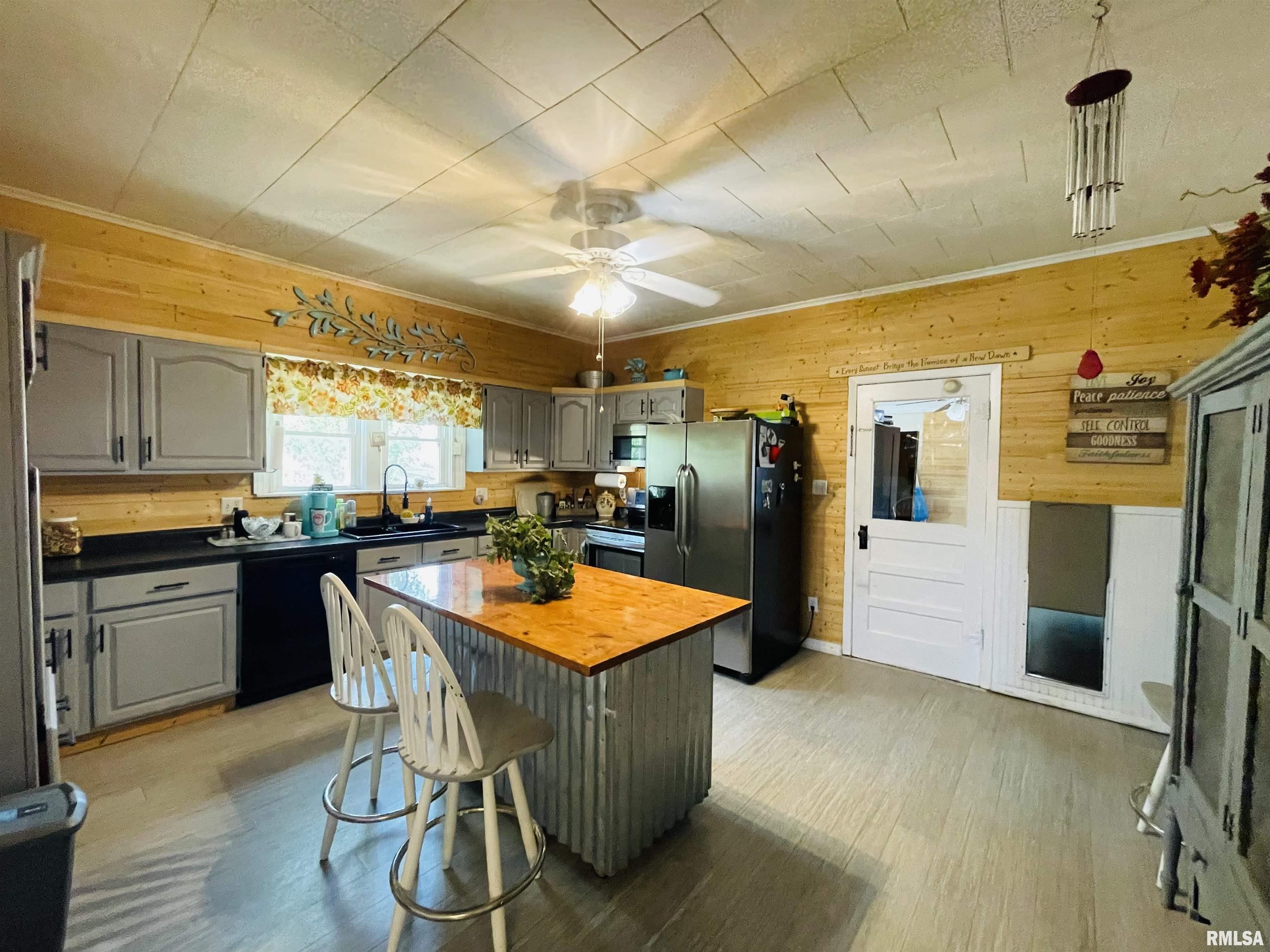 7779 Section Line Road Mulkeytown, IL 62865 - Photo 11 of 33