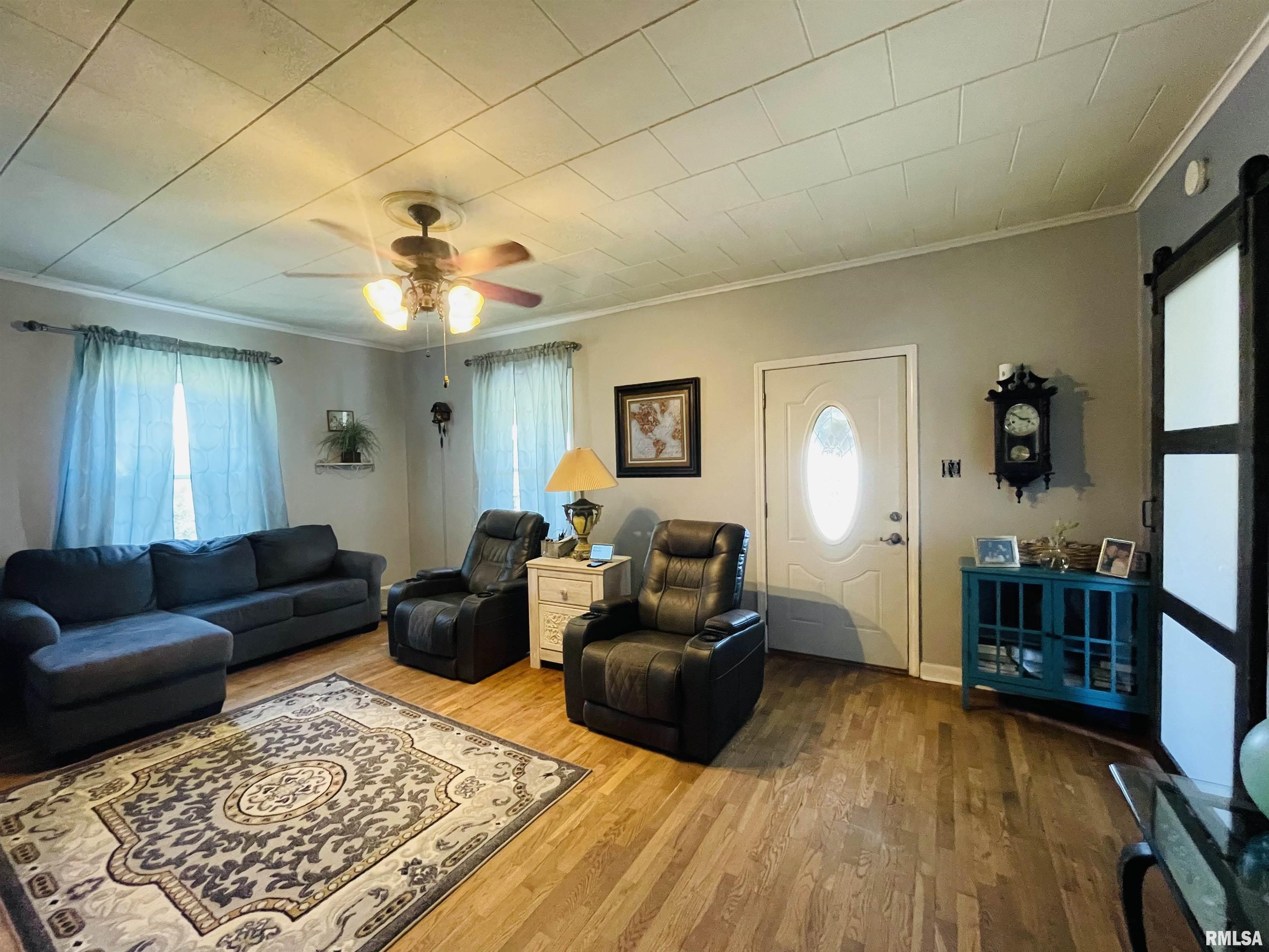 7779 Section Line Road Mulkeytown, IL 62865 - Photo 10 of 33