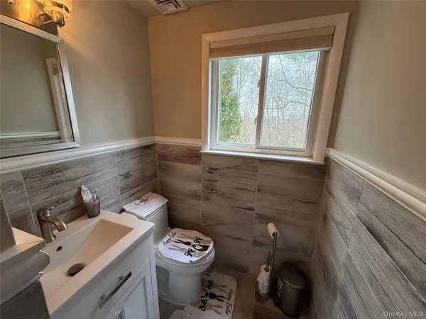 $5,600 | 16 Minkel Road, Ossining, NY 10562