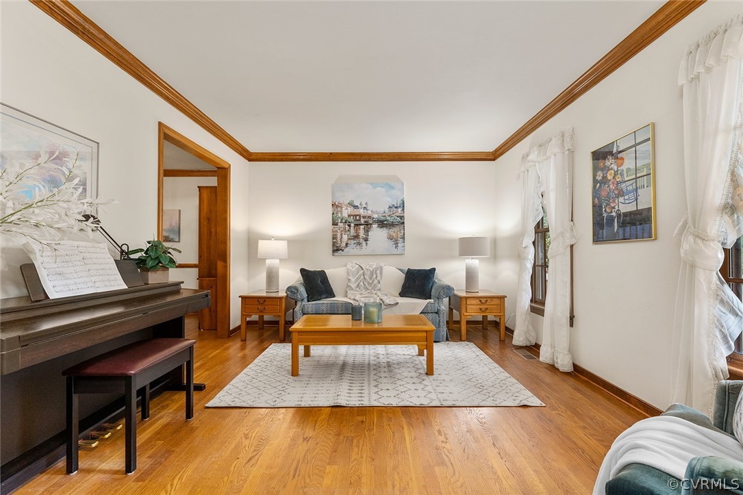3601 Markey Road Midlothian, VA 23112 - Photo 5 of 33 a living room with furniture and a wooden floor