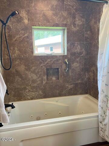 540 Big Rock Creek Road Blodgett, OR 97326 - Photo 15 of 54 Master Suite 1 bath
