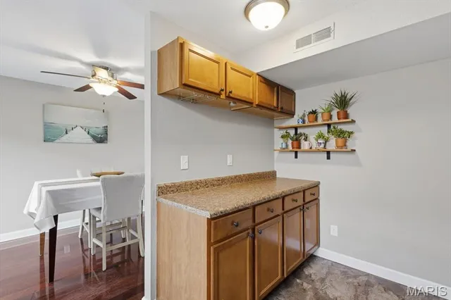 $234,900 | 1939 Hunting Lake Court, Unit 1939, Kirkwood, MO 63122