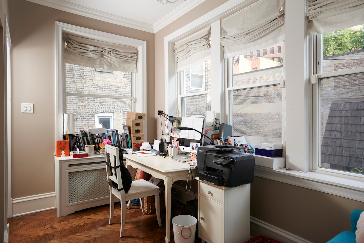 635 West Sheridan Road, Unit 1 Chicago, IL 60613 - Photo 33 of 46