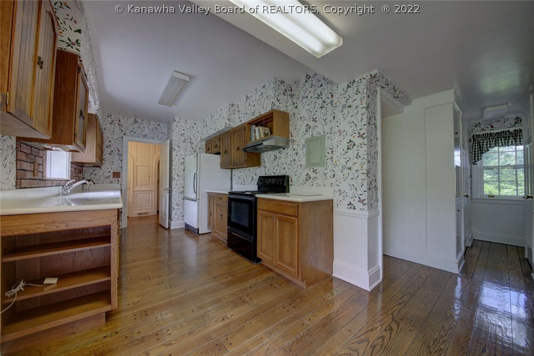 1213 Upper Ridgeway Road Charleston, WV 25314 - Photo 9 of 29 Gallery Image 9