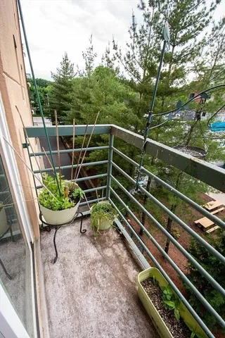 $3,000 | 655 Concord Avenue, Unit 403, Cambridge, MA 02138