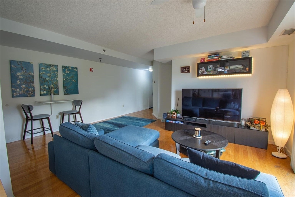 655 Concord Avenue, Unit 403 Cambridge, MA 02138 - Photo 3 of 22